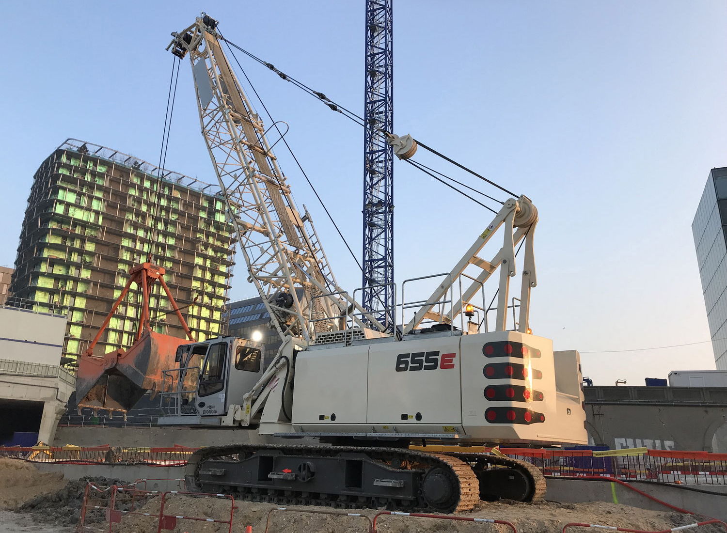 crane-hd_655e_19