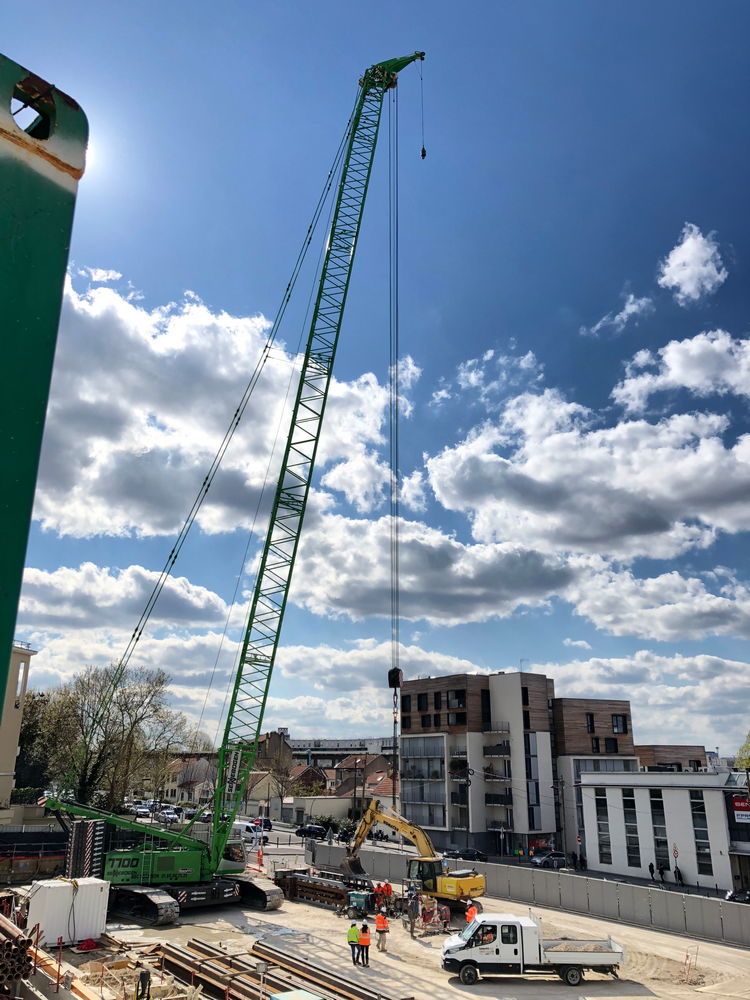 crane-7700g_01