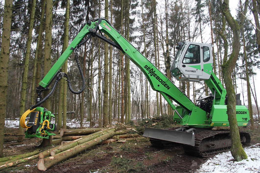 Гидравлический перегружатель Sennebogen 718 для перевалки компоста и древесной стружки